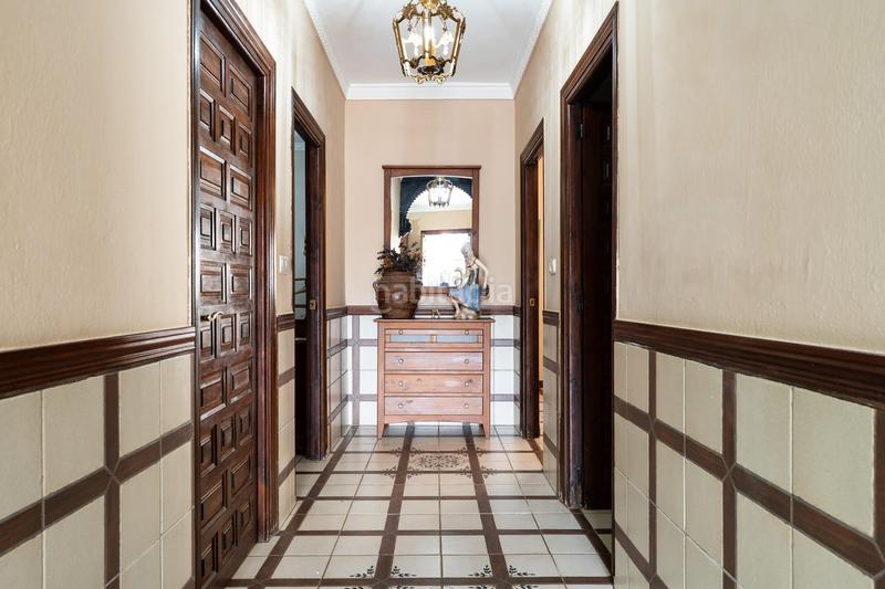 Foto 6240f42e-6d96-45d4-8efb-9d49065f4a99. Chalet dans polígono poligono 222 57 dans Zona de la Vega Antequera