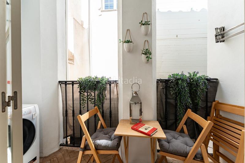 Foto 1c8b3df8-d7c3-4726-ac51-2d44a1de24d7. Pis a calle carreteria 82 a Centro Histórico Málaga