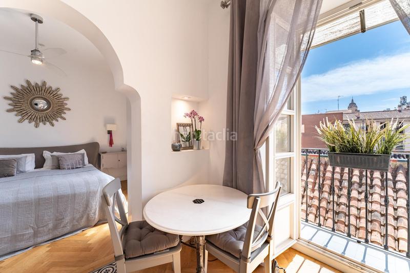 Foto d0fb7c3c-c27f-4786-abae-e5525499fb84. Pis a calle carreteria 82 a Centro Histórico Málaga