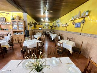 Geschäftsraum in Camino Viejo de Málaga. Local con restaurante funcionando oportunidad
