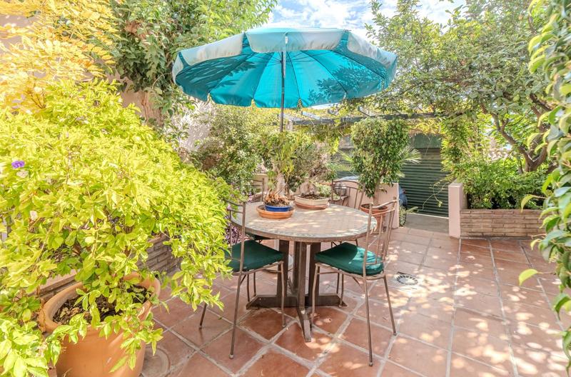 Foto 0fe72f2f-be36-459f-b894-1ac7b3258002. House with parking in Montemar Torremolinos