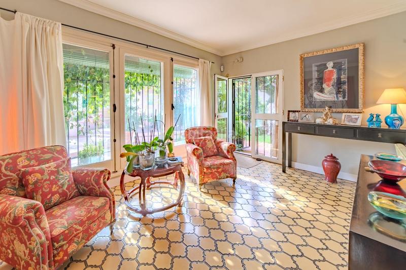 Foto 192f91b9-ea96-4766-8a64-589bc5f5f0ac. House with parking in Montemar Torremolinos