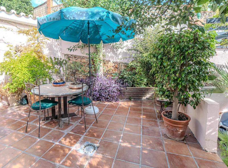 Foto 65ff94ac-99ae-4129-b612-0f2231b55d89. House with parking in Montemar Torremolinos