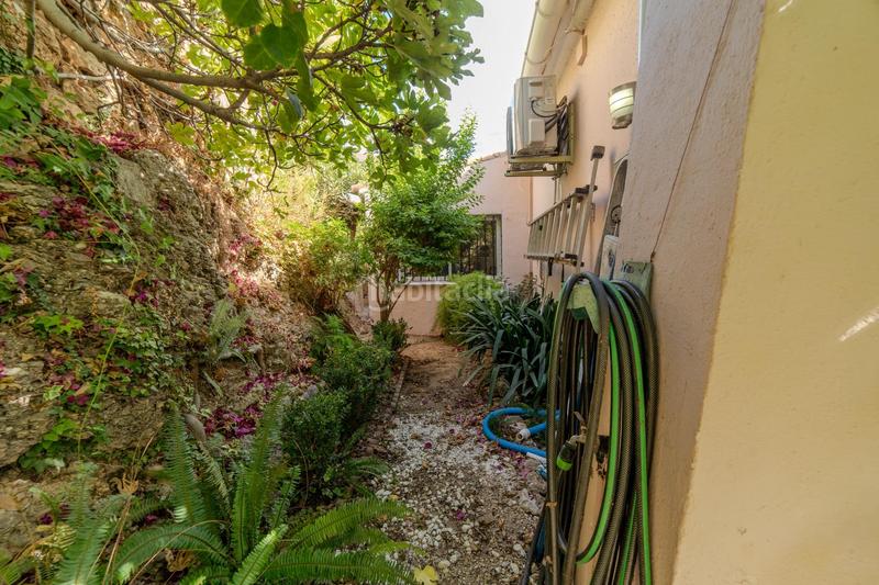 Foto bd0f8af5-6563-4438-9720-ef36c1b8dcea. House with parking in Montemar Torremolinos