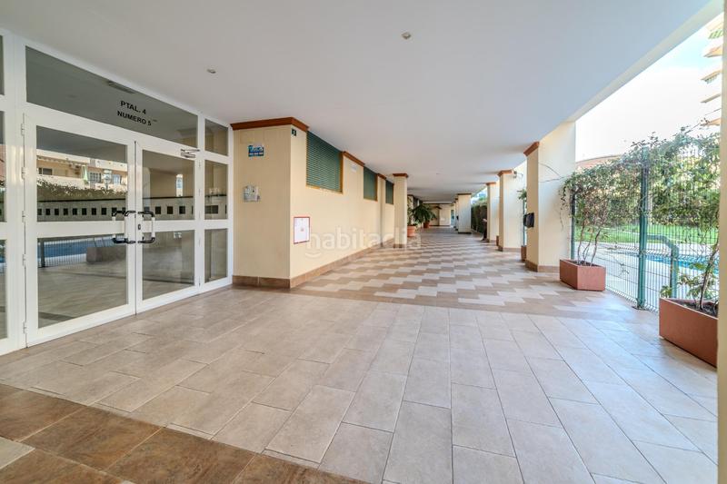 Foto 0bb61e42-f495-45a9-85d2-c98394bb0bda. Penthouse with parking pool in Centro ciudad Fuengirola