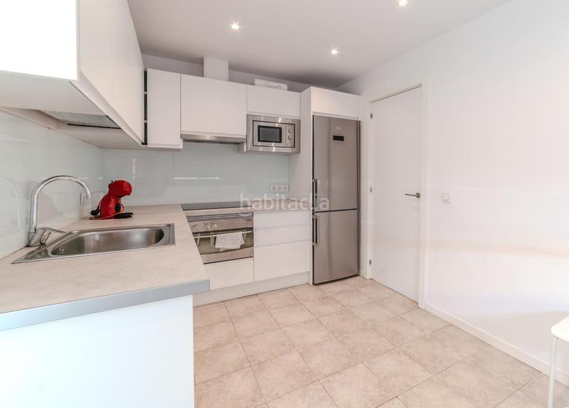 Foto dc17a6ea-124e-47a5-af84-c3663a287ba8. Penthouse with parking pool in Centro ciudad Fuengirola