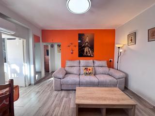 Appartement à Los Castillejos - La Trinidad. Piso de dos dormitorios en cpajaritos