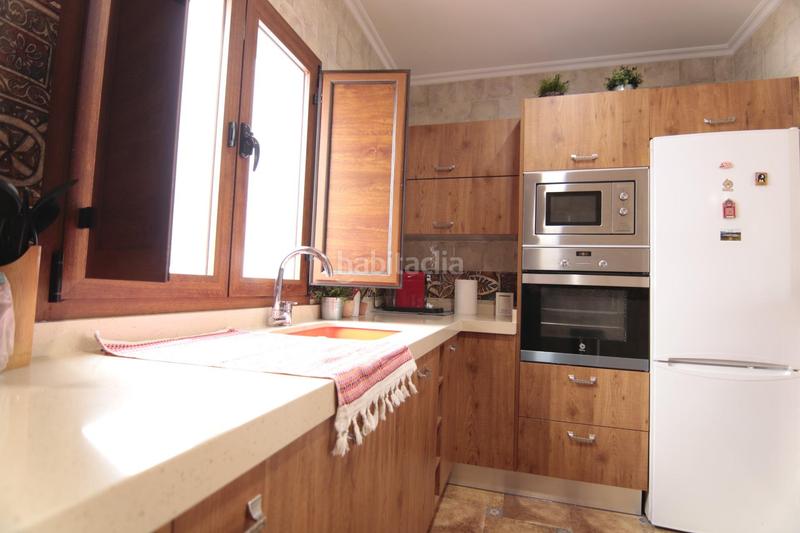 Foto 036d3906-c6f5-405e-8ef2-f20ec0b0abe5. Casa adossada a Guaro