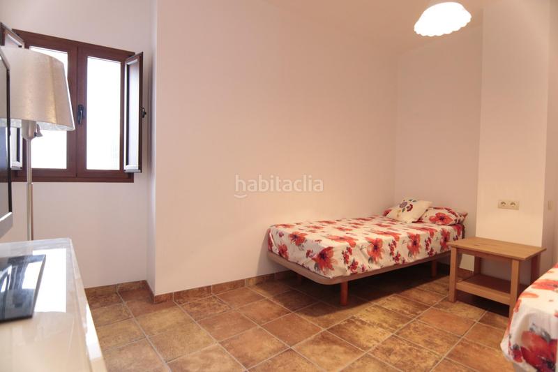 Foto 6b1ef8b1-4299-4ae7-a117-4dc535824ebd. Casa adossada a Guaro
