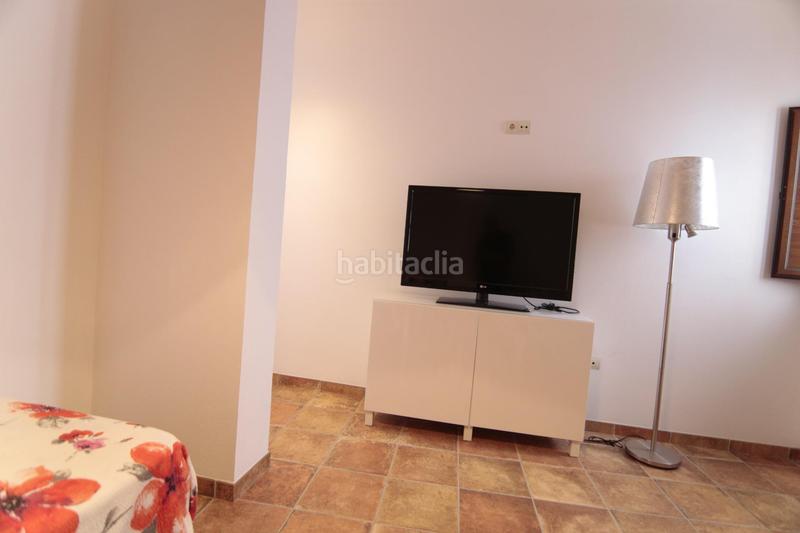 Foto f848cc12-990f-46fb-b286-a11a7a9ca7a0. Casa adossada a Guaro