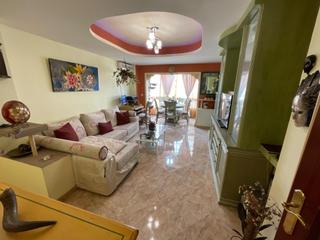 Appartement  Calle pinosol. Barcenillas piso 3 dormitorios y patio