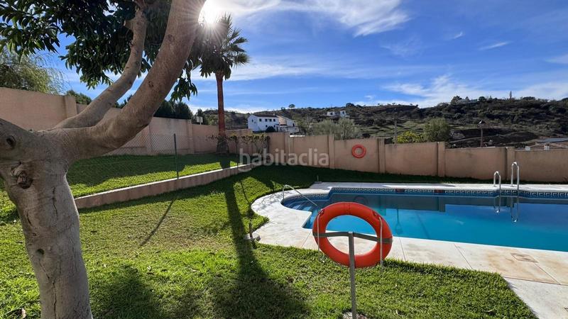 Foto 5ed63c01-5679-48bf-a2c0-acbbbe4ff44b. Casa adossada amb aparcament a Colmenar