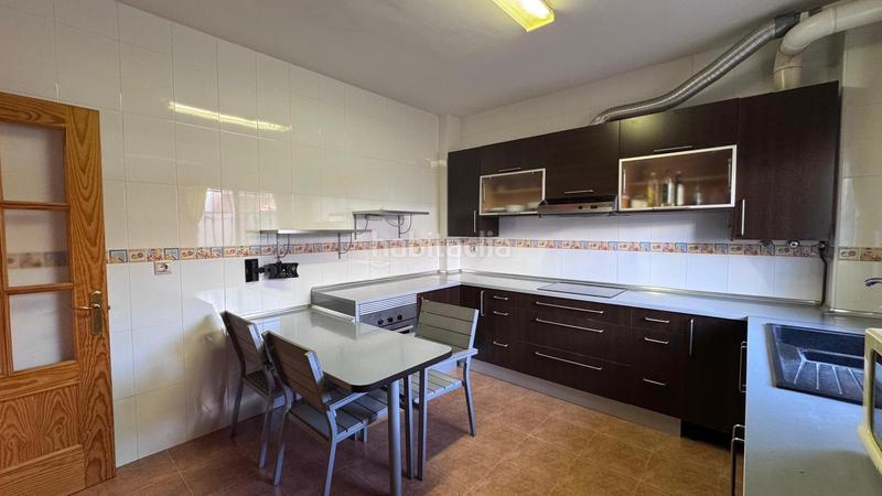 Foto 8fe8b0a7-f26e-4e79-b5fb-135b70855020. Casa adossada amb aparcament a Colmenar