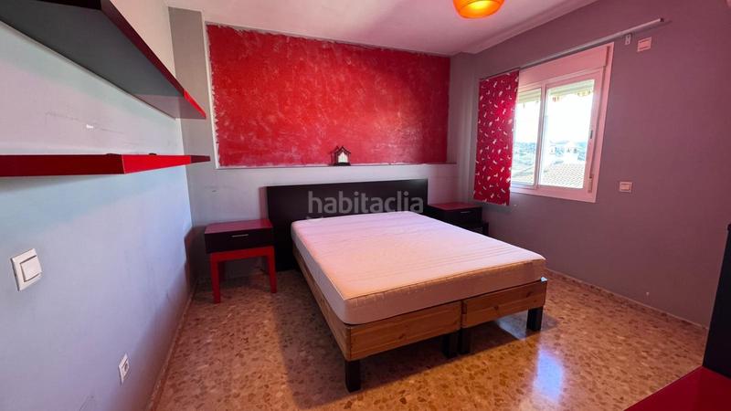 Foto 93a44ed6-0fb5-4a1b-bebb-8cd16cff4ef8. Casa adossada amb aparcament a Colmenar