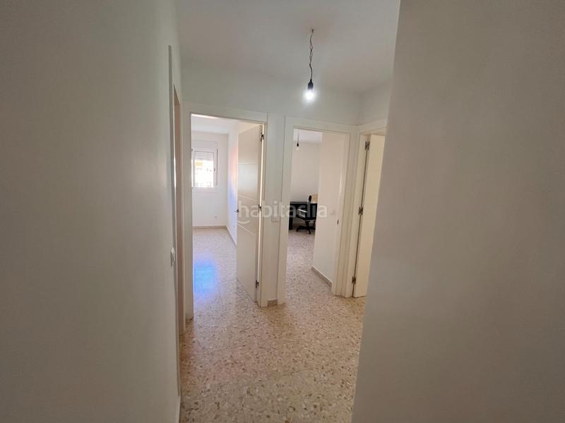 Foto 4f184e6e-2a06-4b2d-94ff-cc3c0a6c5a9d. Pis amb aparcament a El Consul - Ciudad Universitaria - El Romeral Málaga