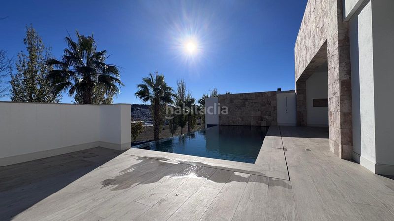 Foto ed6aa4a2-31ef-402f-9735-c704870d15ef. Xalet amb calefacció aparcament piscina a Colmenar