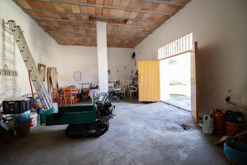 Foto 93e978c6-be76-4c6b-a60b-3b62a5fad14a. Masia amb aparcament a Árchez