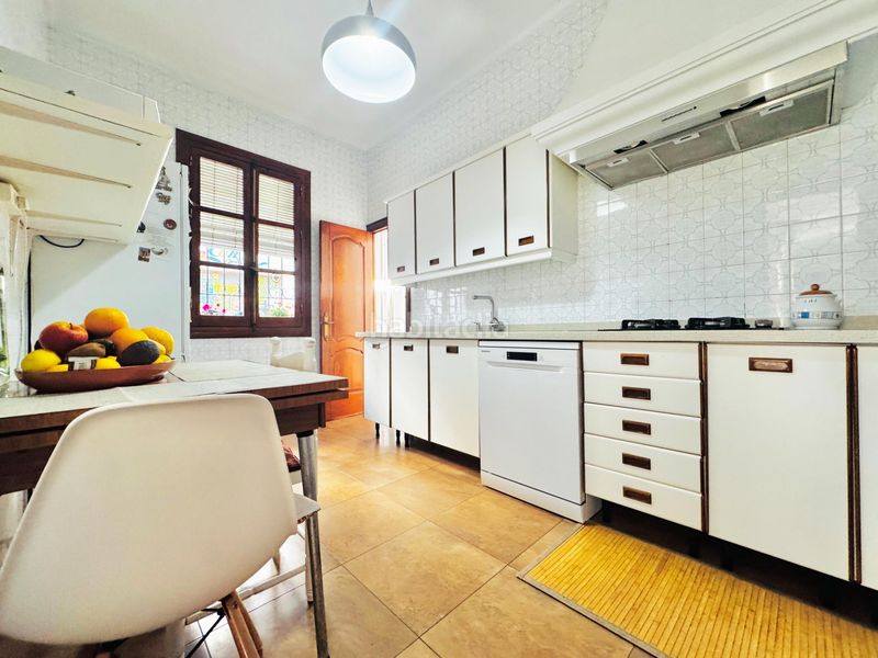 Foto 19db69d7-3074-40dd-a326-6c1daf6e8801. Casa amb aparcament a Frigiliana