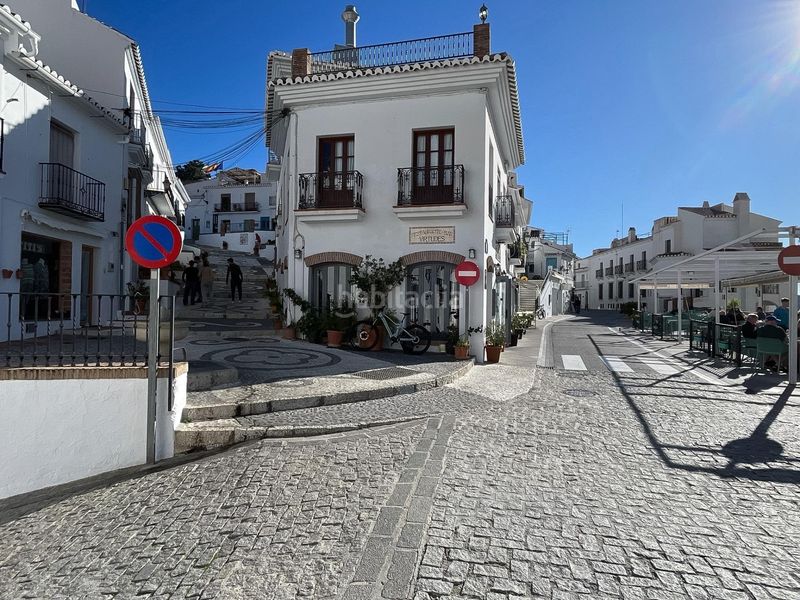 Foto 1e7225f2-0f45-4899-af8a-2e3027a0a2b5. Casa amb aparcament a Frigiliana