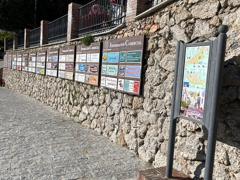 Foto 9f113b7b-f7bb-497c-bc3b-46a9543d7832. Casa amb aparcament a Frigiliana