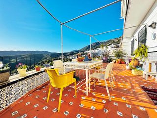 Casa  Calle san sebastian. Oportunidad para inversores!  activo estratégico en frigiliana