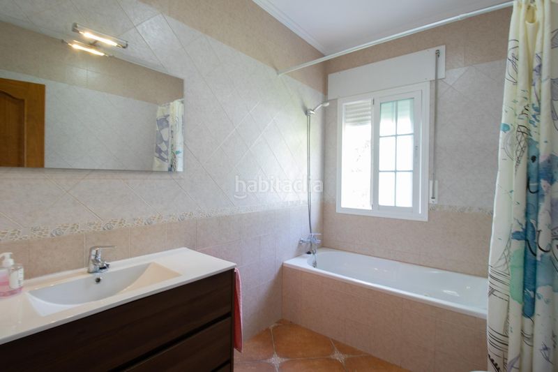 Foto 0ebf8d8a-ecbd-4265-8d59-24df45125f2c. Xalet amb aparcament a Cómpeta