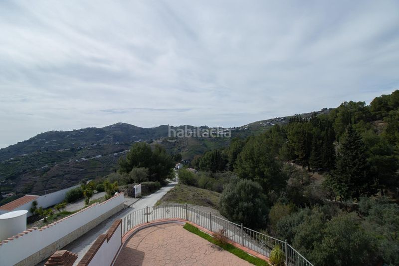 Foto 17bba106-7ea5-45e0-b8d3-109711d25cf6. Xalet amb aparcament a Cómpeta