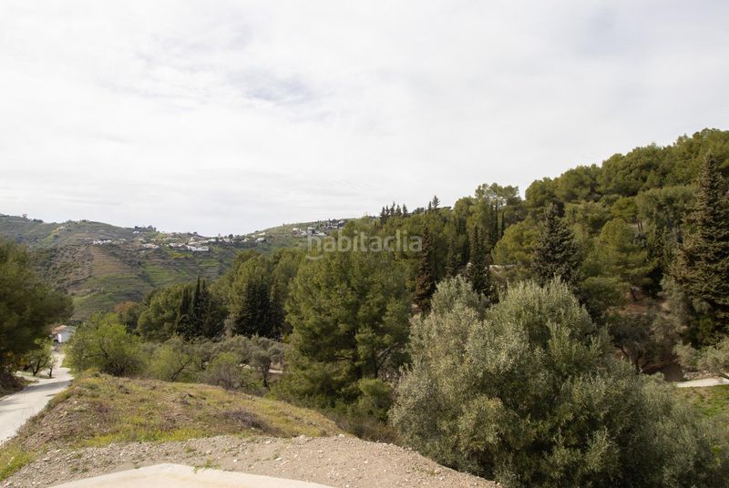 Foto ef272858-d42f-4bb0-9125-610b57d70494. Xalet amb aparcament a Cómpeta