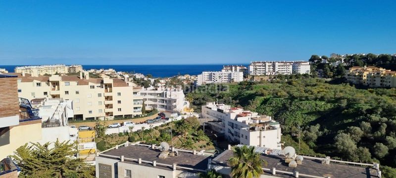 Foto 5c40f21d-82fb-4d63-8a1e-43f614d05bda. Àtic amb aparcament piscina a Riviera del Sol Mijas