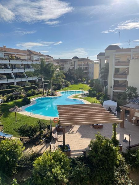 Foto e08c4dab-6ad3-464e-8e58-c6a51b328946. Àtic amb aparcament piscina a Riviera del Sol Mijas