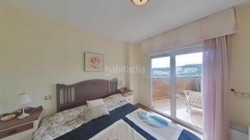 Foto ff360172-7fa5-4ba7-b664-a9f9516e783a. Àtic amb aparcament piscina a Riviera del Sol Mijas