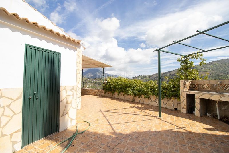 Foto dfd17465-ca36-4464-97c7-ea1c8e2e3499. Casa a Cómpeta