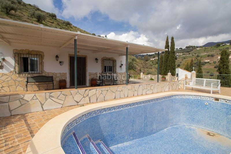 Foto e077c625-16d7-417a-98d1-a2d7aecbcff6. Casa a Cómpeta