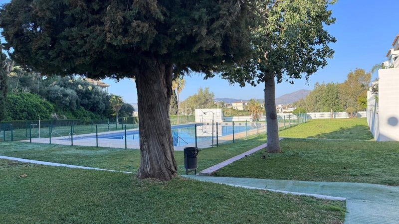 Foto 5f706271-4d7c-420b-9067-0658d7340b23. Apartament amb piscina a Mijas golf Mijas