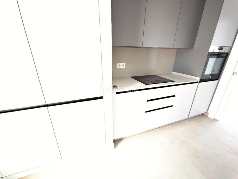 Foto 9cdaca1e-c104-4fa8-b323-985f6956079f. Casa aparellada amb aparcament piscina a Coín