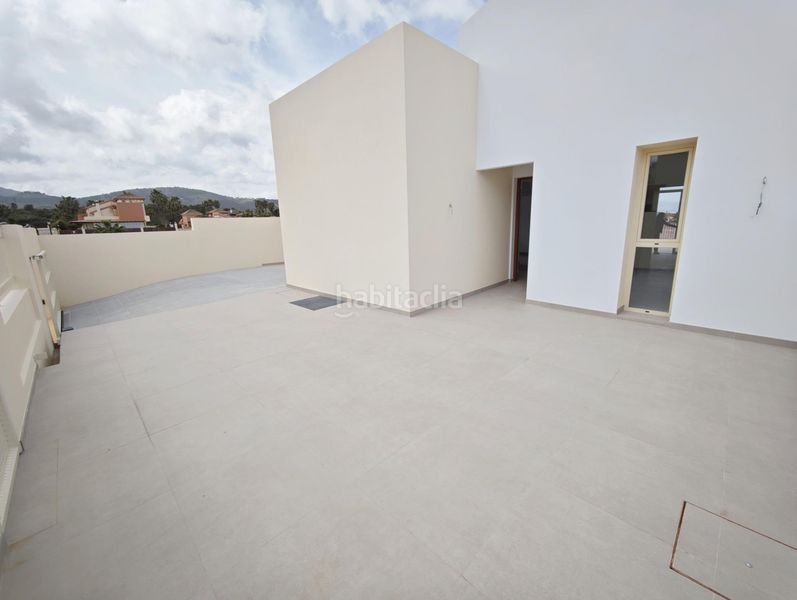 Foto a3c4b83e-26ce-4804-a6a5-f8140e7881a0. Casa aparellada amb aparcament piscina a Coín