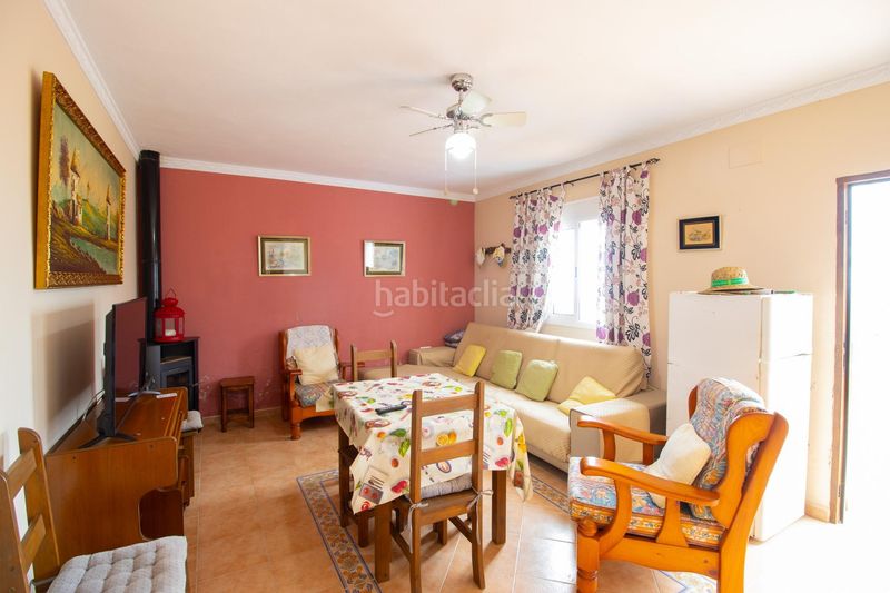 Foto 6358646e-5f16-48c1-ab11-2ee0b076e4dd. Casa a Canillas de Albaida