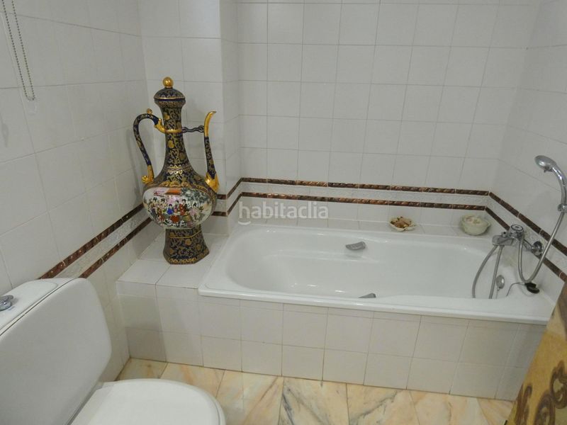 Foto e980d58f-bb19-40cf-b240-0eec188e777d. Àtic amb calefacció aparcament piscina a Castillo Sohail - Myramar Fuengirola