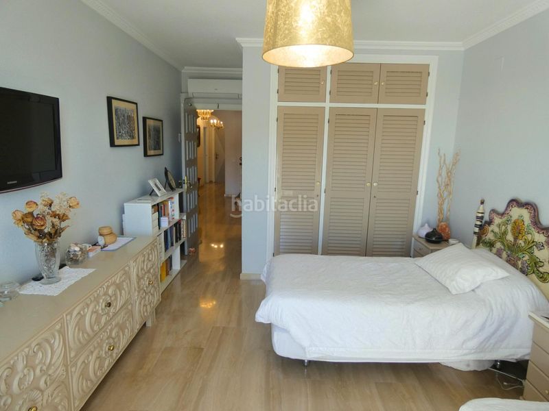 Foto f6a85434-2202-4ee8-9af7-ac4b3f258dbd. Àtic amb calefacció aparcament piscina a Castillo Sohail - Myramar Fuengirola