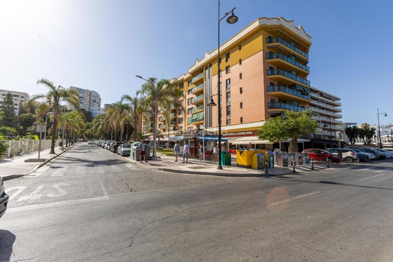 Foto b30bbbc9-ff09-42f0-919c-955f6c9d27fc. Local commercial dans calle antonio navajas ruiz 2 dans Torremolinos