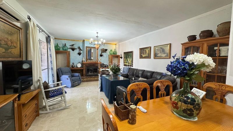 Foto fe064e30-6bfd-4df5-a77c-2dff80b1f16f. Casa a Riogordo