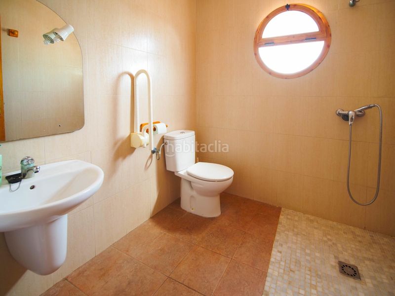 Foto 0e785fb0-1091-4216-8d67-7158358437e7. Edificio gran oportunidad hostal en el centro en Pizarra