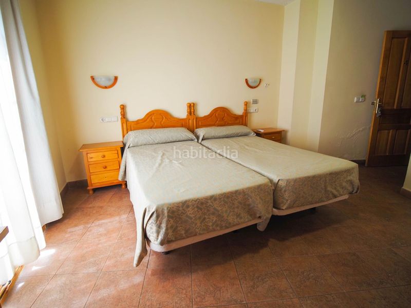 Foto 23a3a8f1-671d-4e31-84bc-3eb543e41bc4. Edificio gran oportunidad hostal en el centro en Pizarra