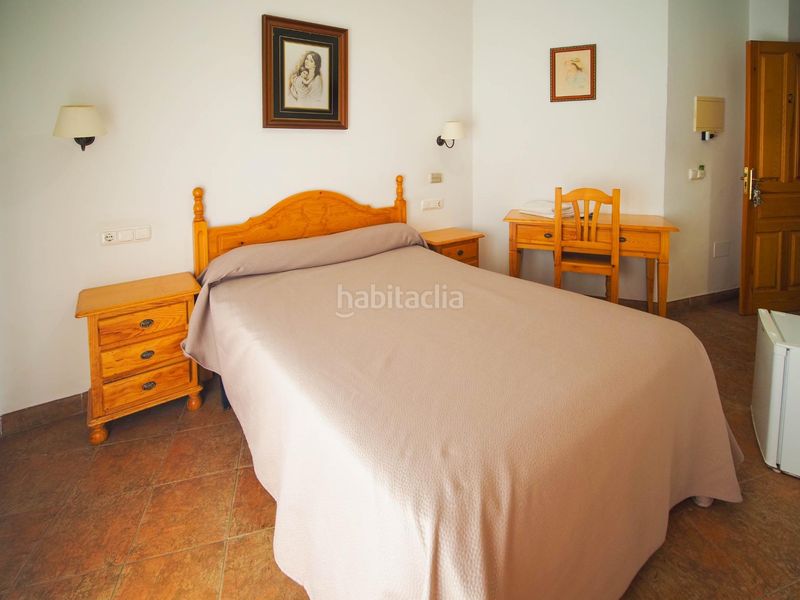 Foto a03f6545-4f24-45c3-840c-512535771b19. Edificio gran oportunidad hostal en el centro en Pizarra