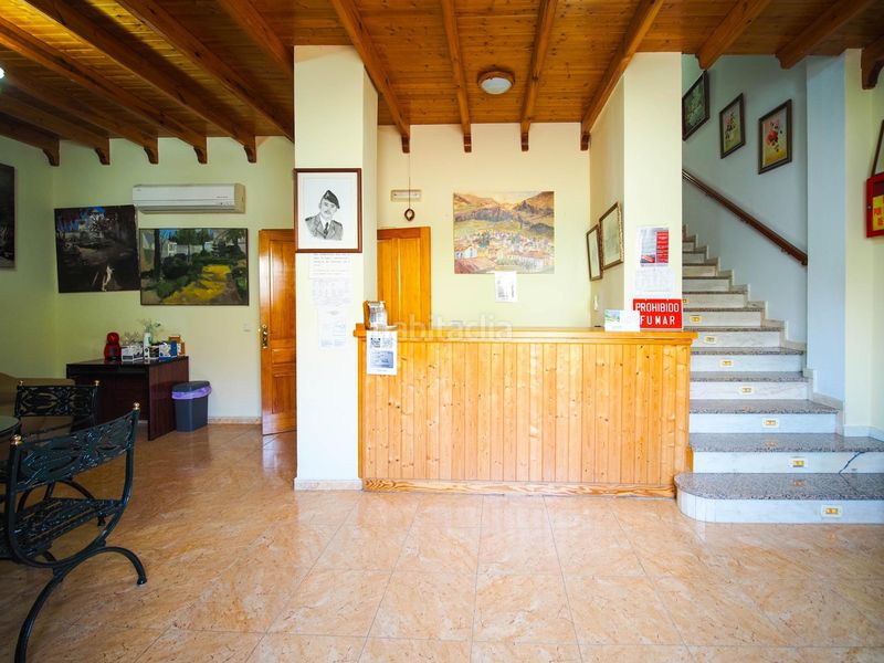 Foto b1b698a4-31aa-4da5-9268-d4c77b6ca5f7. Edificio gran oportunidad hostal en el centro en Pizarra