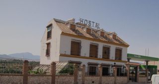 Edifici  Calle ingen. pablo esteban maes. Gran oportunidad hostal en el centro de pizarra