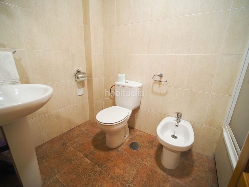 Foto d3d7d5ee-1fc8-4f04-9236-6d96bb3d0d5f. Edificio gran oportunidad hostal en el centro en Pizarra