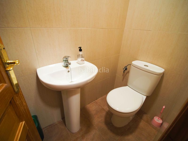 Foto f4be2b58-dac2-4c9d-b6ba-cf20816471c1. Edificio gran oportunidad hostal en el centro en Pizarra
