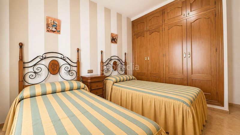 Foto 4fa2771d-43aa-4691-b9d8-6c8a5f43d5df. Casa con parcheggio in Colmenar