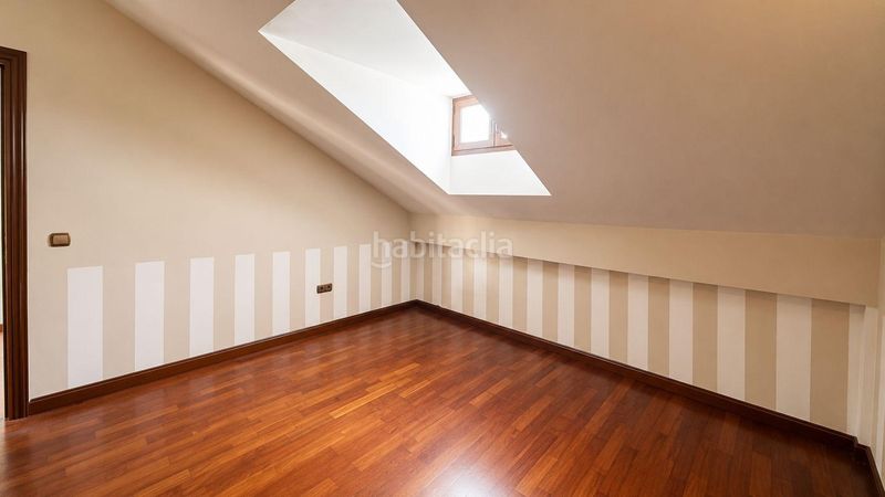 Foto bd18b79b-9372-4344-a155-7e0d8d2dd610. Casa con parcheggio in Colmenar